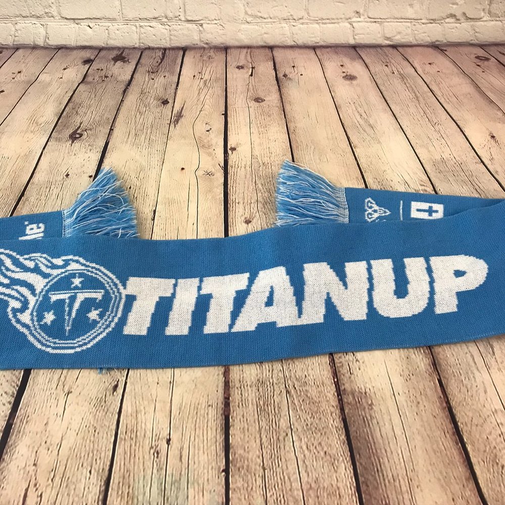 Tennessee Titans Titan Up NFL Football Fringe Scarf Blue OS - Picture 3 of 6